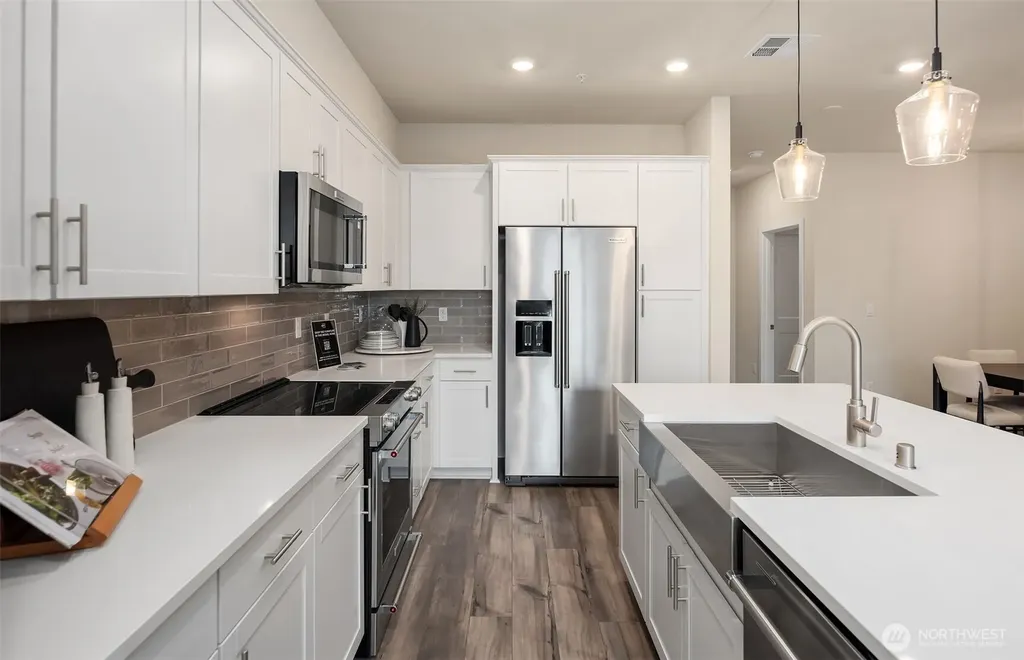 6949 NE 184th Lane Kenmore WA 98028
