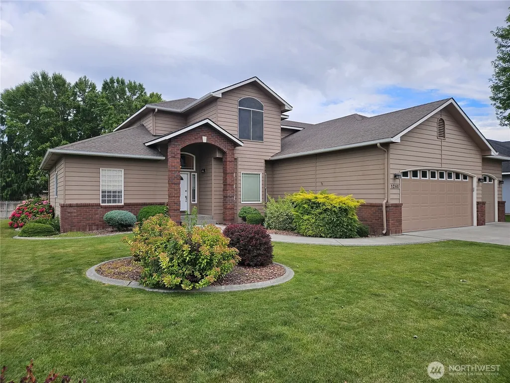 1240 Vintage Avenue Richland WA 99352