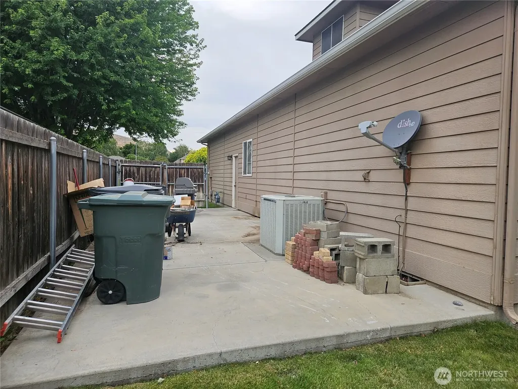 1240 Vintage Avenue Richland WA 99352