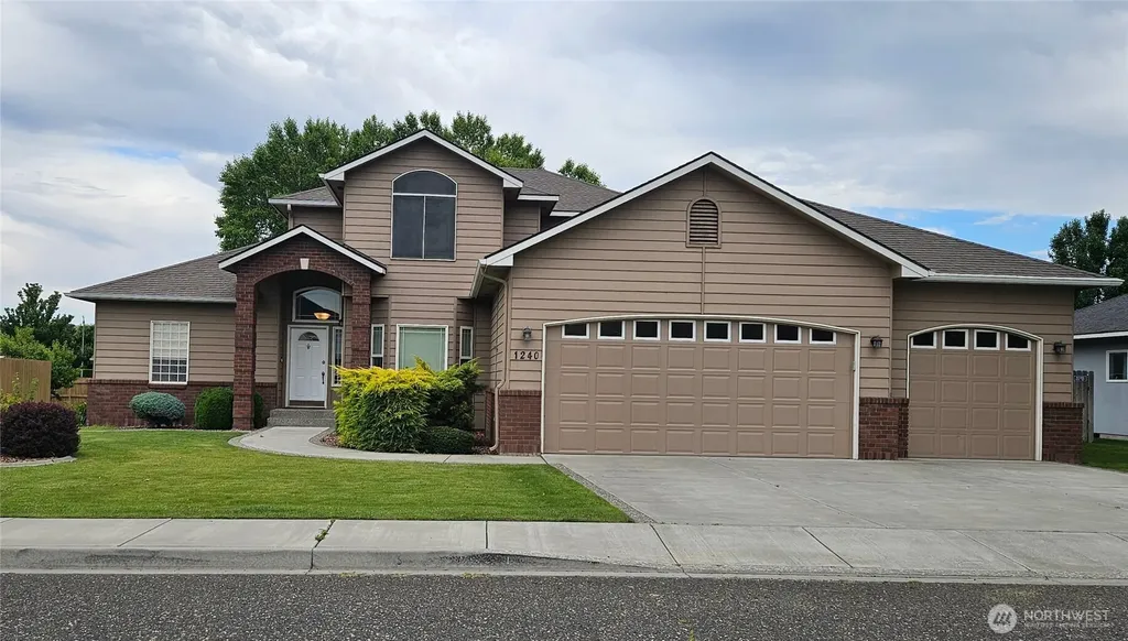 1240 Vintage Avenue Richland WA 99352