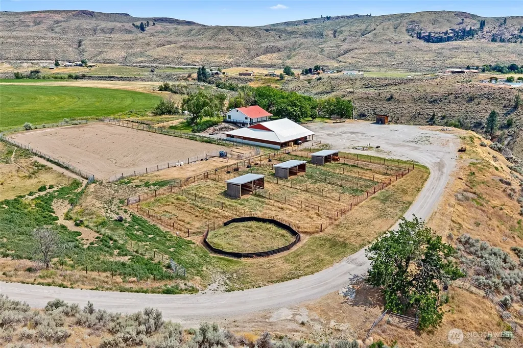 93 Warren Road Tonasket WA 98855