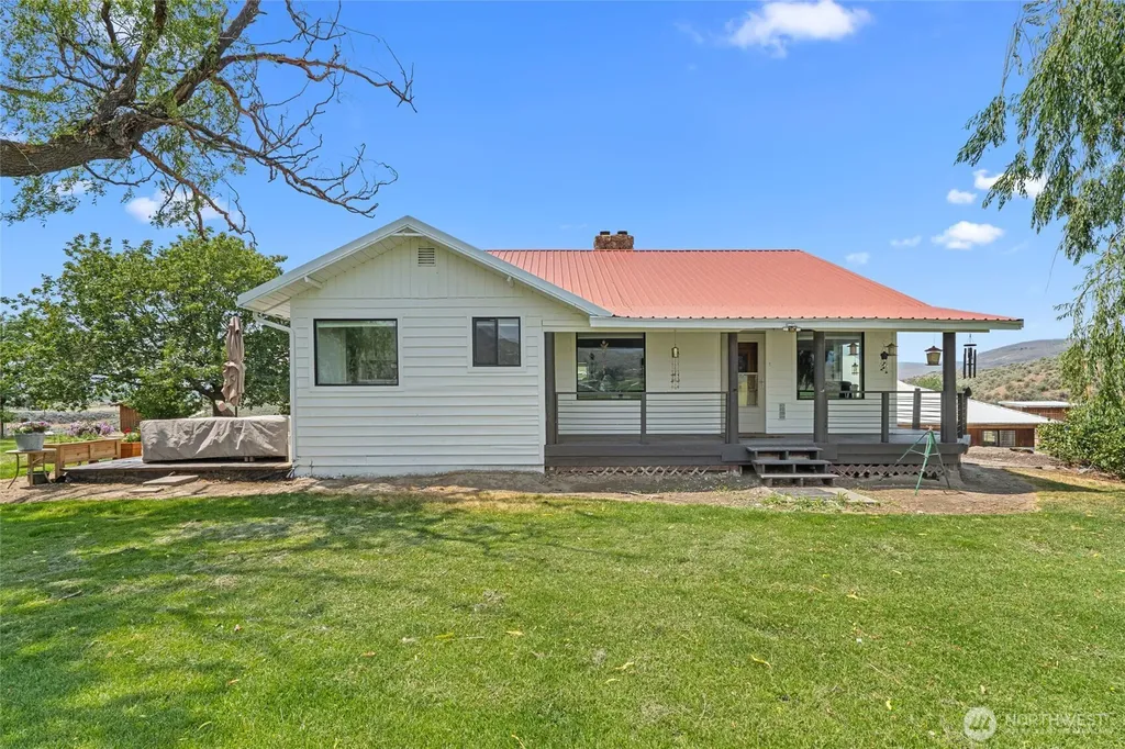 93 Warren Road Tonasket WA 98855