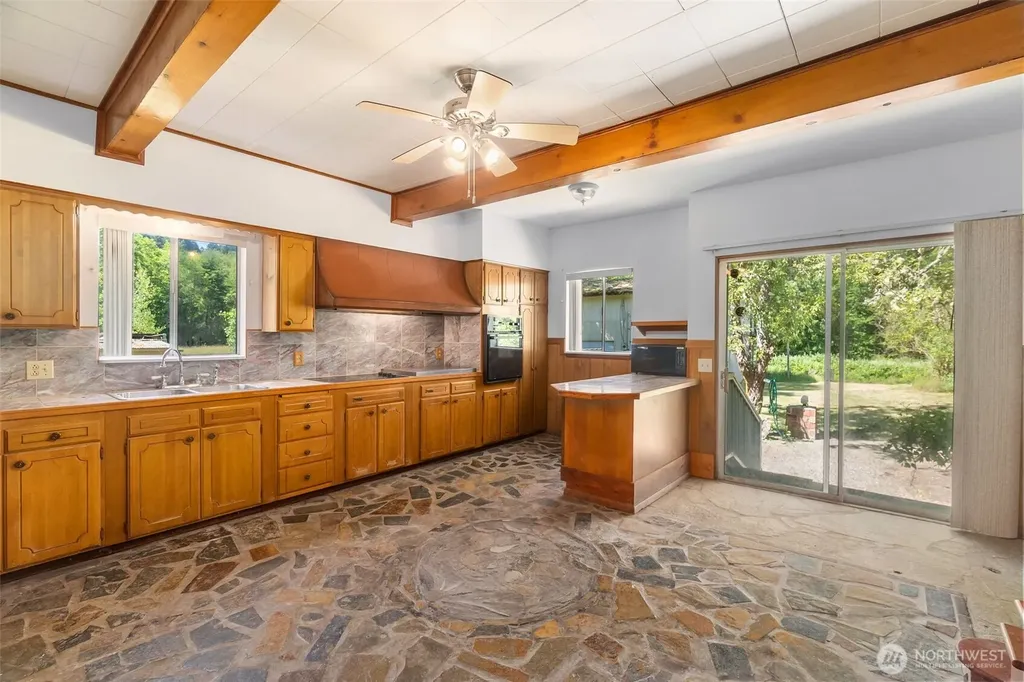 6928 View Park Rd SE Port Orchard WA 98367