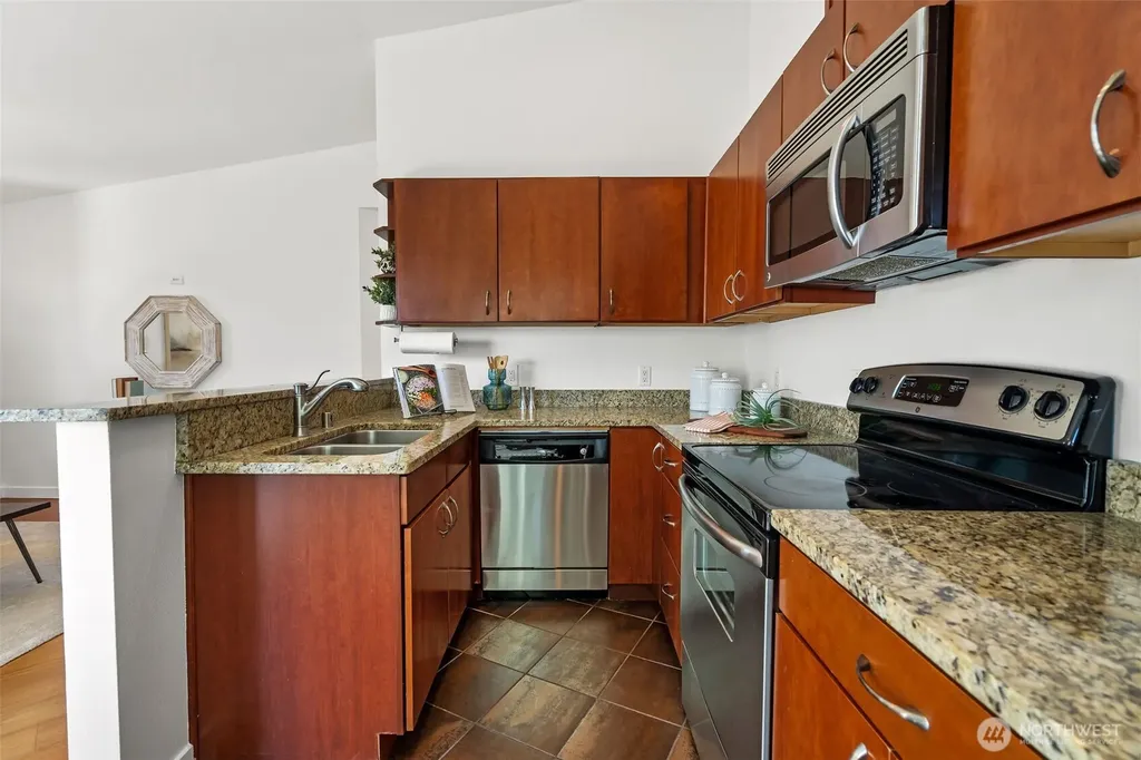 1125 N 93rd Street Seattle WA 98103