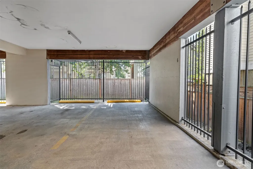 1125 N 93rd Street Seattle WA 98103