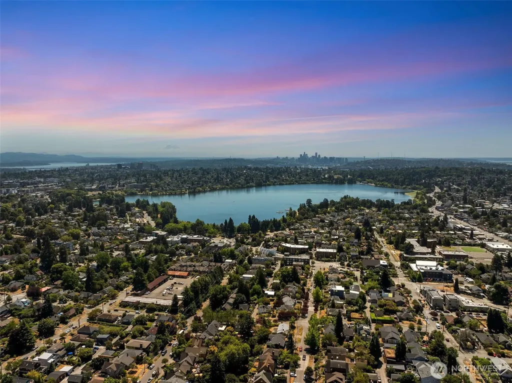 1125 N 93rd Street Seattle WA 98103