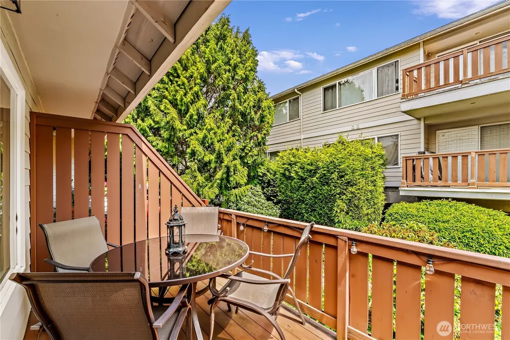 8221 53rd Avenue W Mukilteo WA 98275