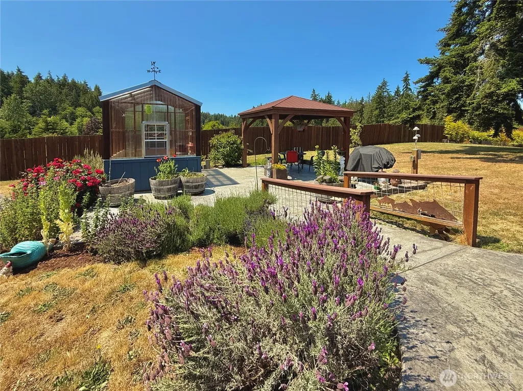 10 Davenhill Lane Sequim WA 98382