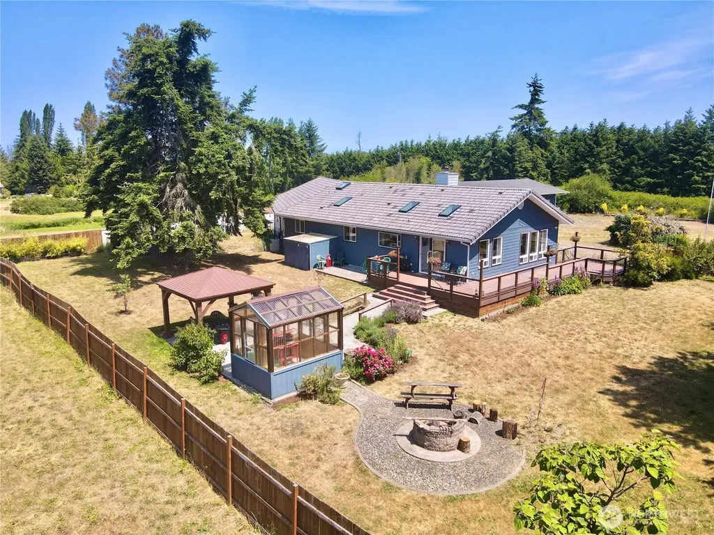 10 Davenhill Lane Sequim WA 98382