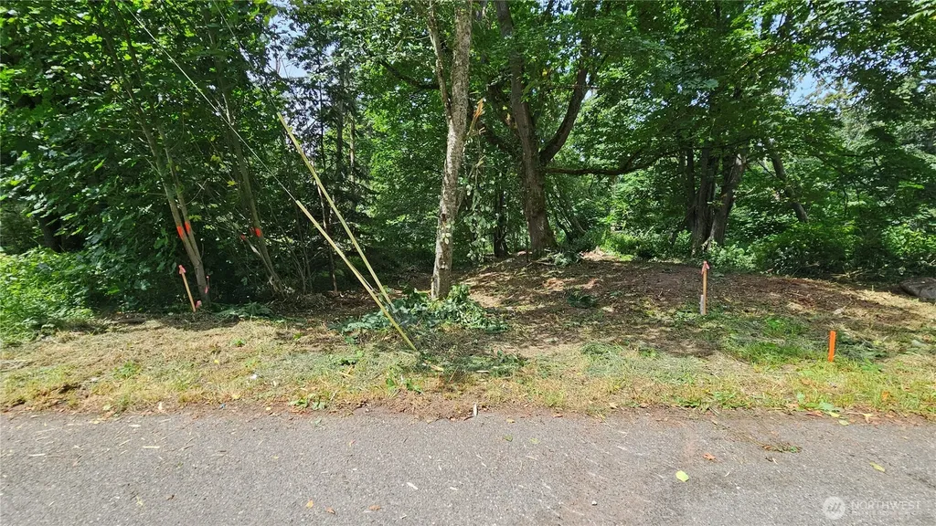 304 Dove Drive Camano Island WA 98282