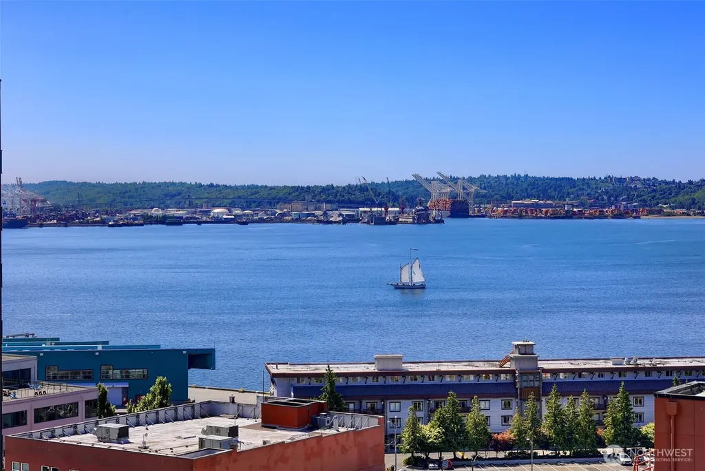 80 Vine Street Seattle WA 98121