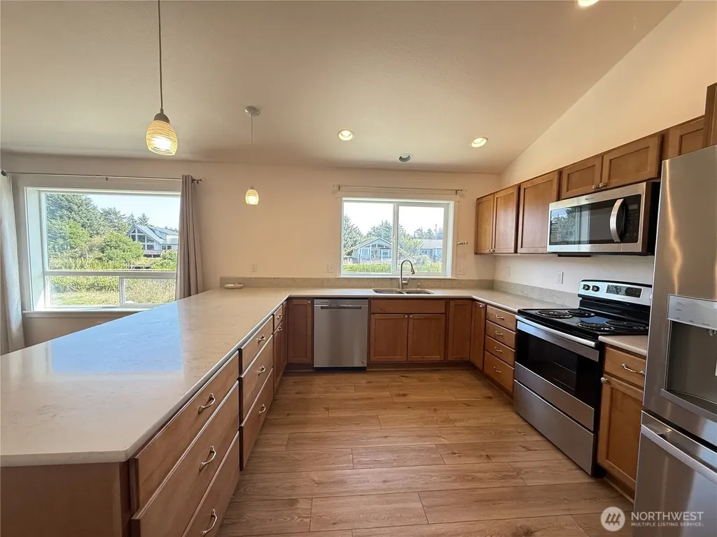 420 Point Brown Avenue SE Ocean Shores WA 98569