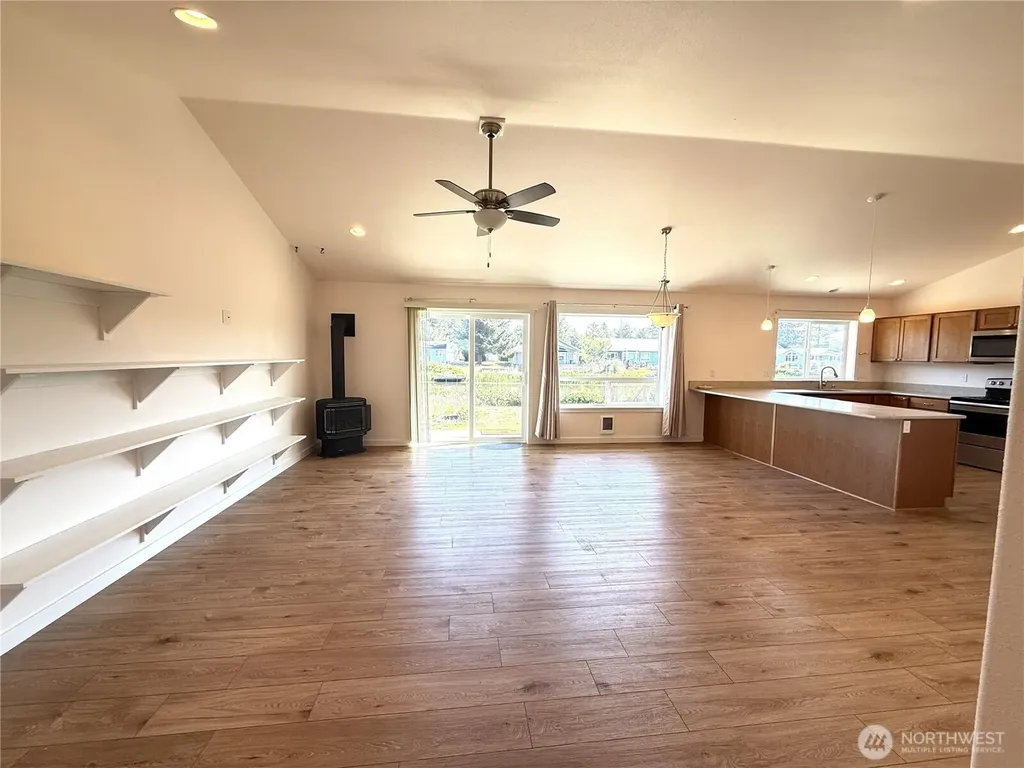 420 Point Brown Avenue SE Ocean Shores WA 98569