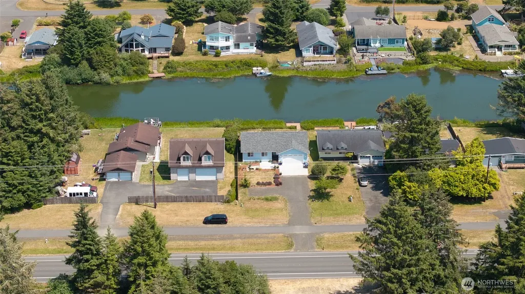 420 Point Brown Avenue SE Ocean Shores WA 98569