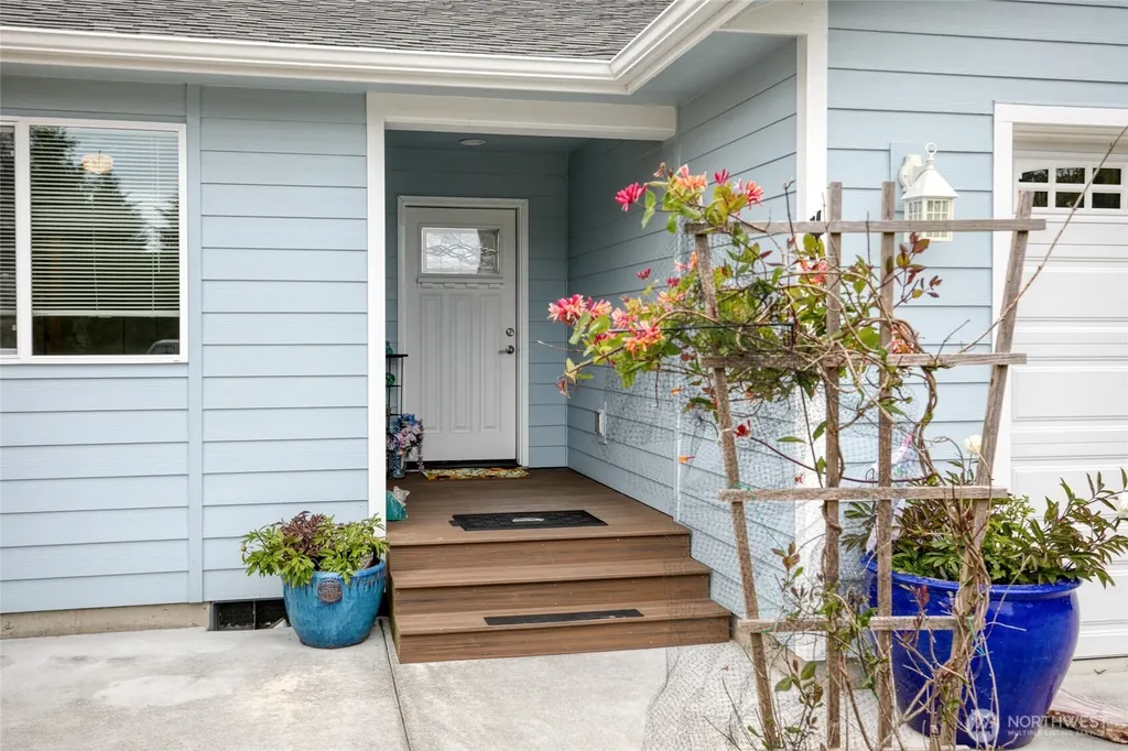 420 Point Brown Avenue SE Ocean Shores WA 98569