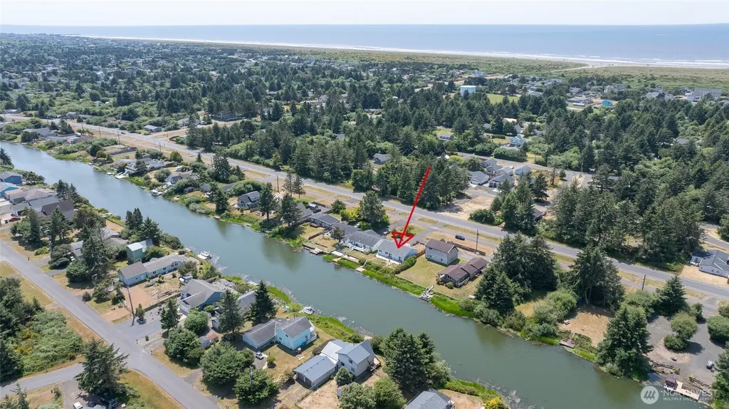 420 Point Brown Avenue SE Ocean Shores WA 98569