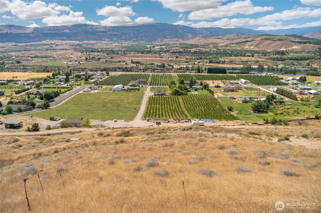 0 Noble Moonbeam East Wenatchee WA 98802