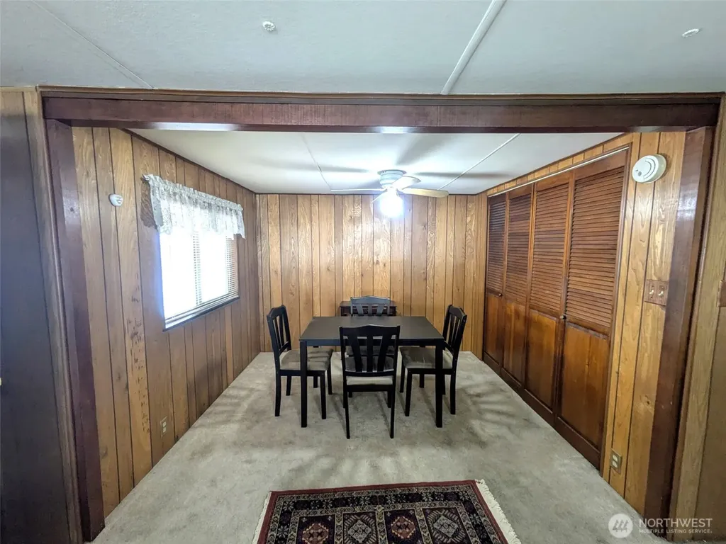 2302 R Street SE Auburn WA 98002