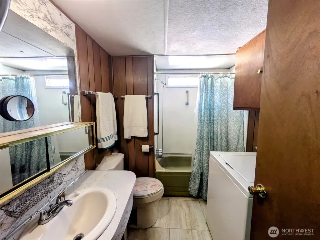 2302 R Street SE Auburn WA 98002