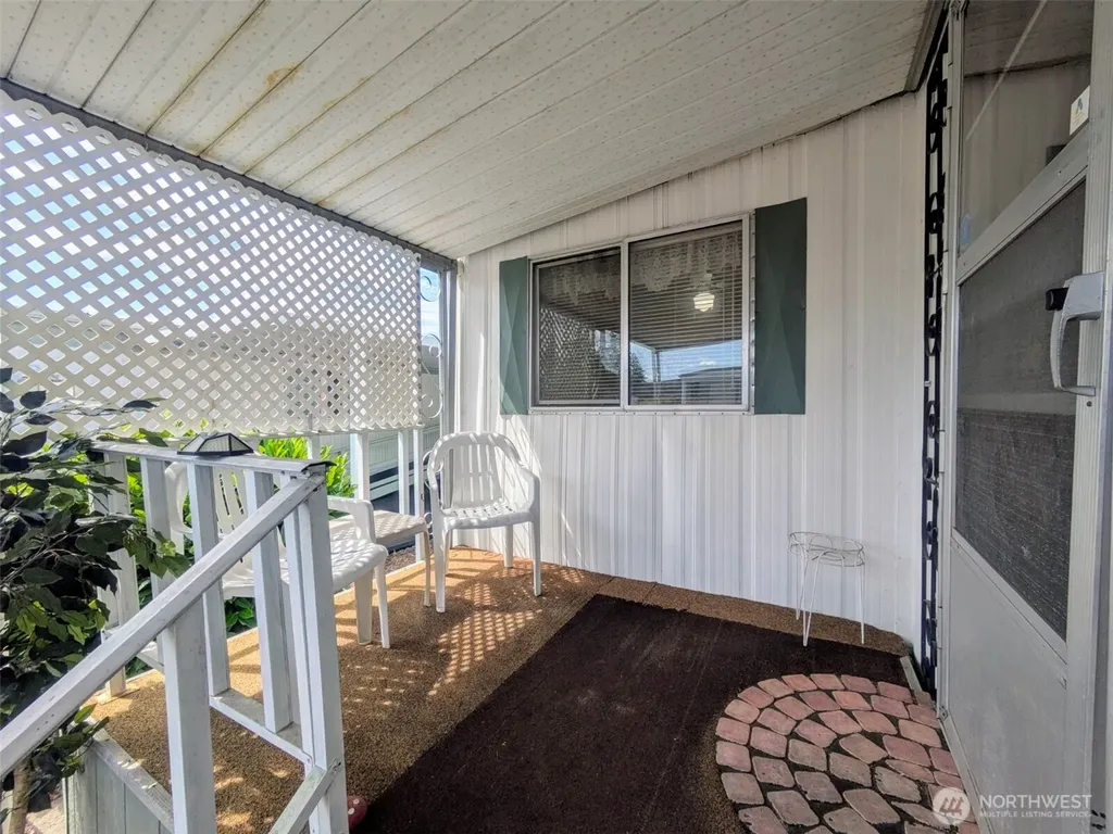2302 R Street SE Auburn WA 98002