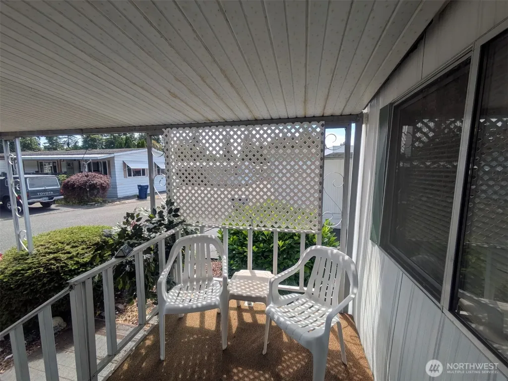 2302 R Street SE Auburn WA 98002