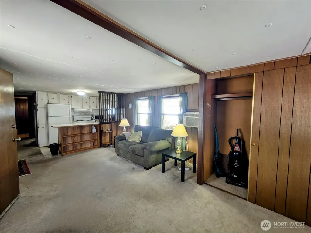 2302 R Street SE Auburn WA 98002