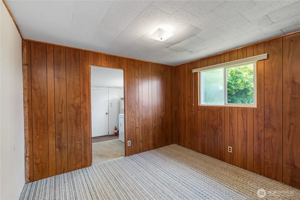1634 First Avenue Grayland WA 98547