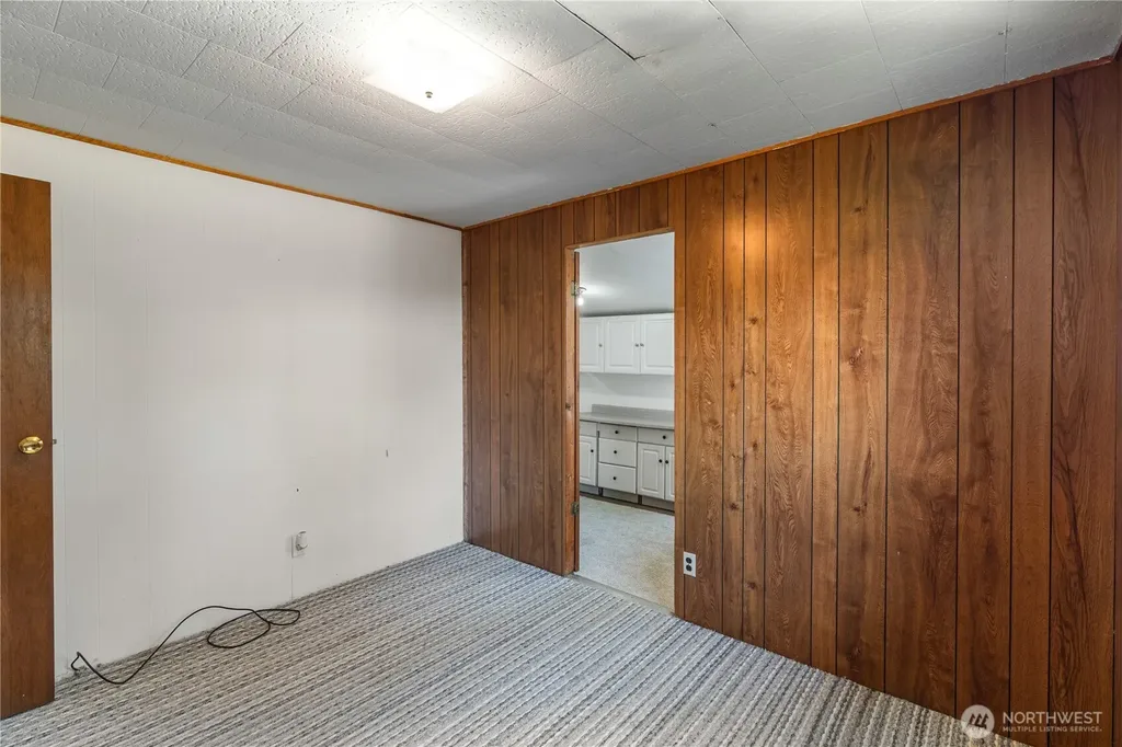 1634 First Avenue Grayland WA 98547