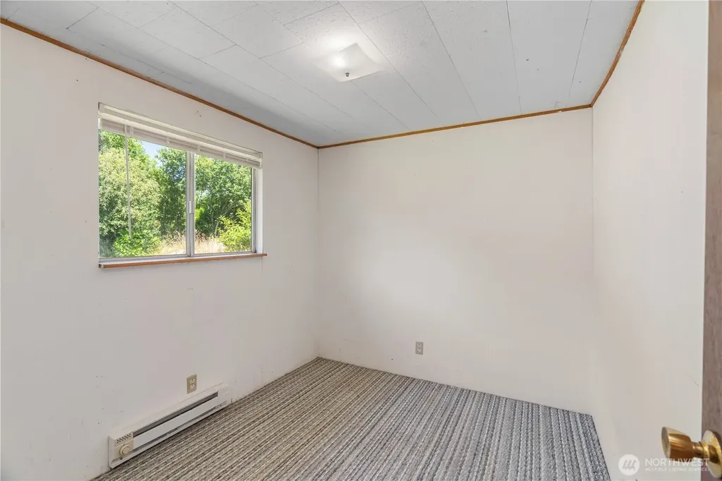 1634 First Avenue Grayland WA 98547