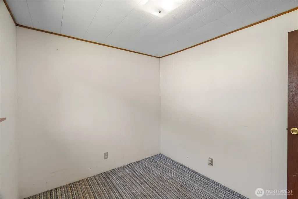 1634 First Avenue Grayland WA 98547