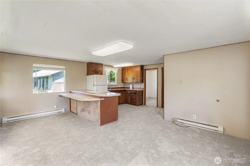 1634 First Avenue Grayland WA 98547