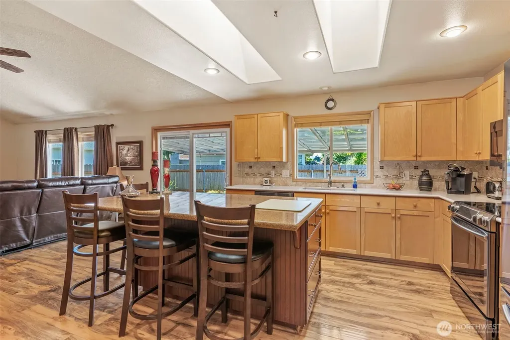 2951 Premiere Place Longview WA 98632