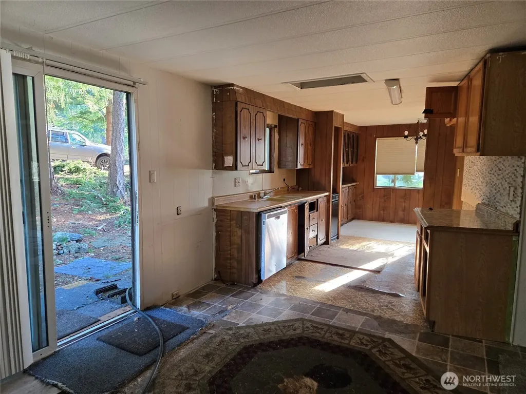 29445 SE 371st Street Enumclaw WA 98022