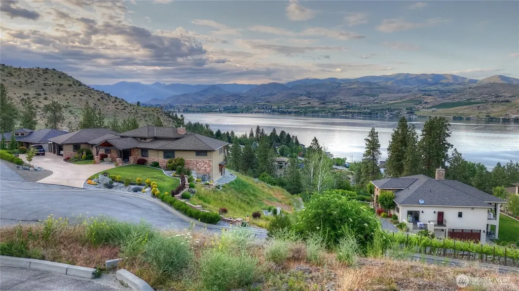 355 Karma Kanyon Drive Chelan WA 98816