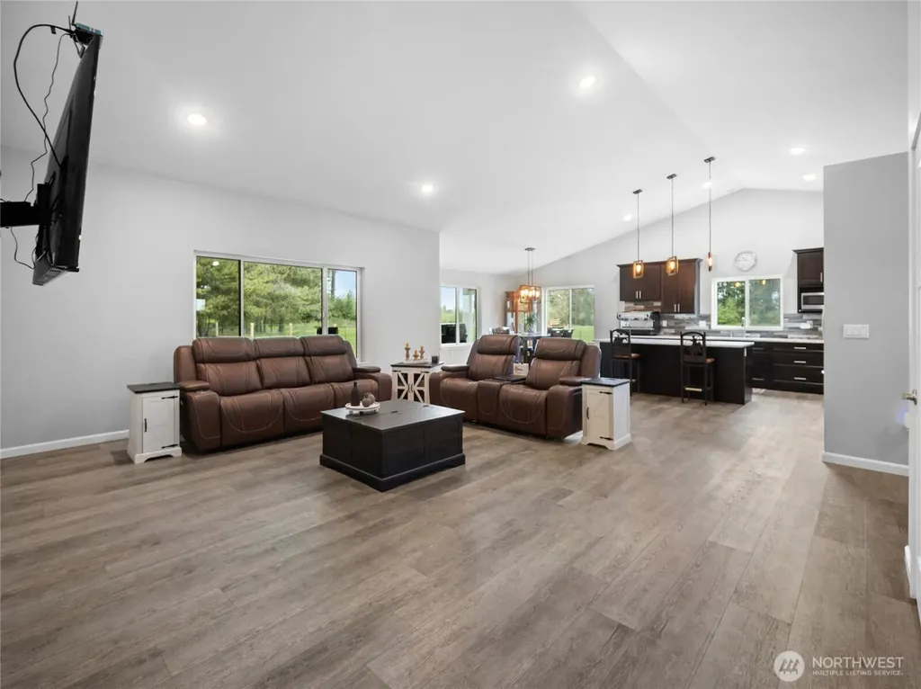 4988 Wallbridge Road Deer Park WA 99006
