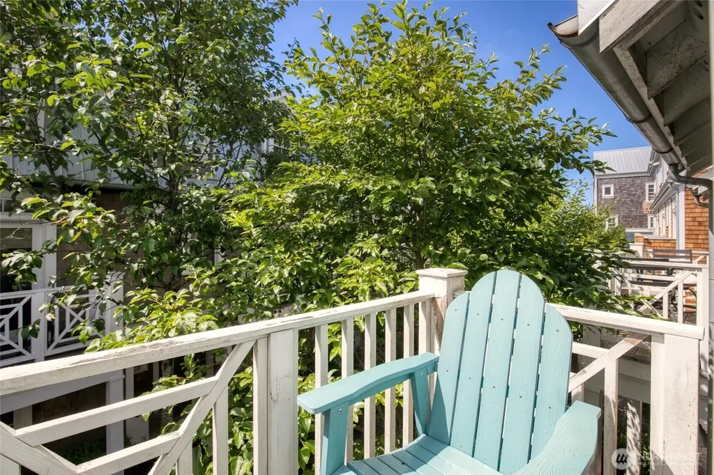 38 W Myrtle Lane Pacific Beach WA 98571