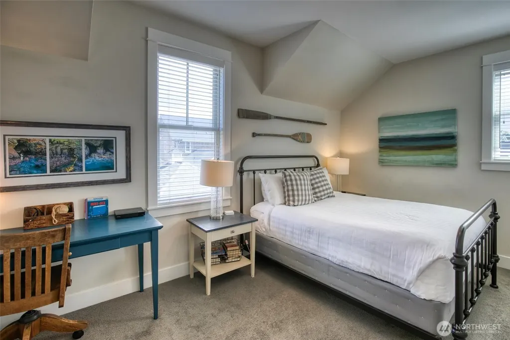 38 W Myrtle Lane Pacific Beach WA 98571