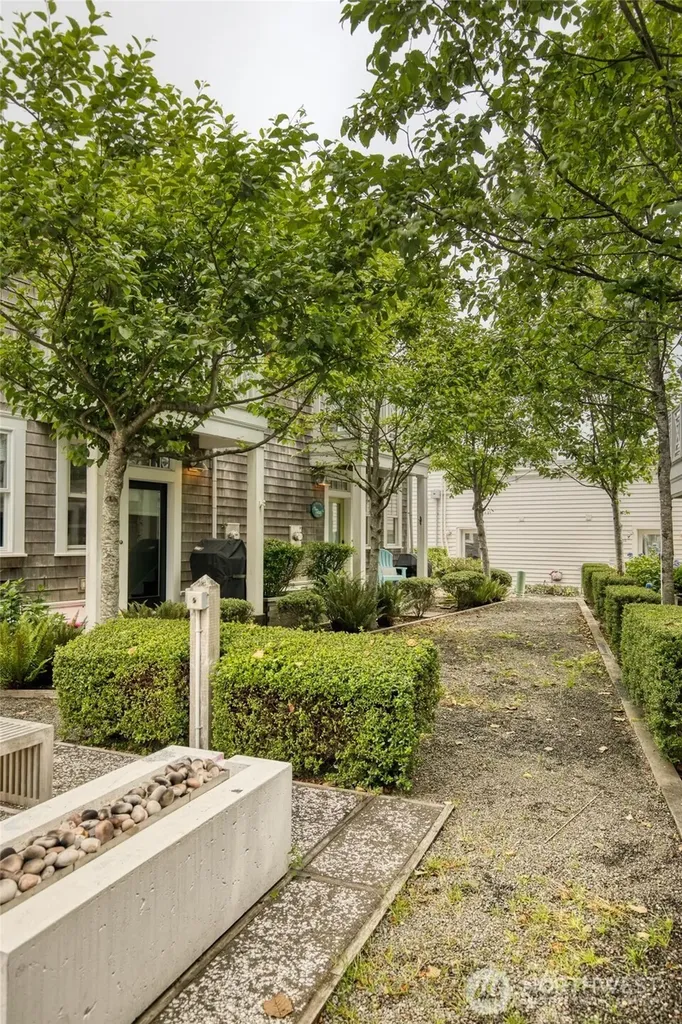 38 W Myrtle Lane Pacific Beach WA 98571