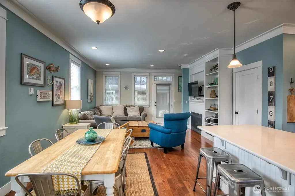 38 W Myrtle Lane Pacific Beach WA 98571