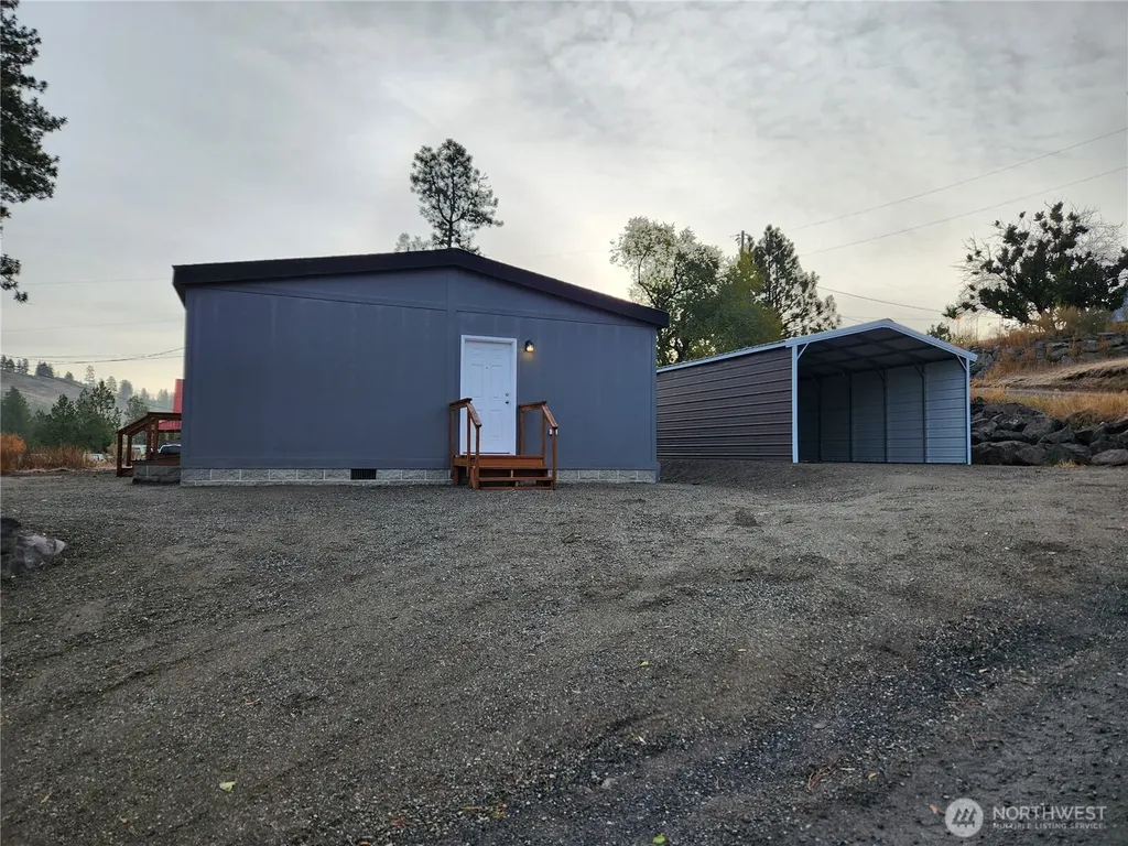 720 S Jefferson Street Republic WA 99166