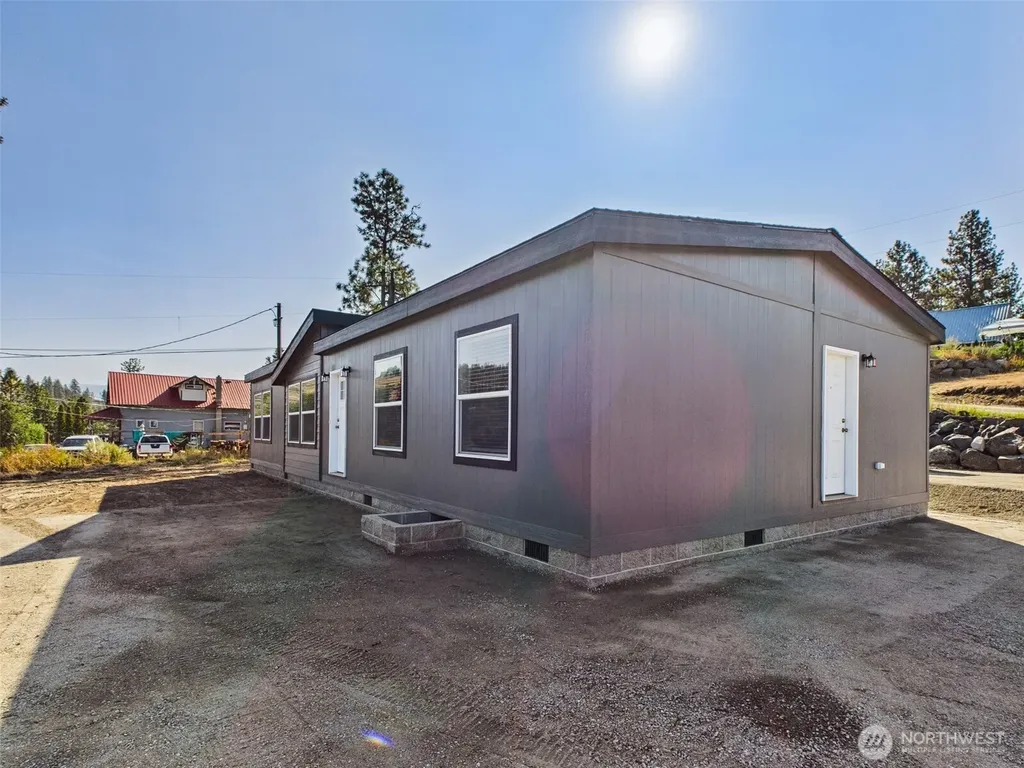 720 S Jefferson Street Republic WA 99166
