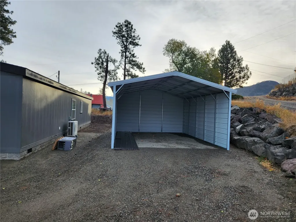 720 S Jefferson Street Republic WA 99166