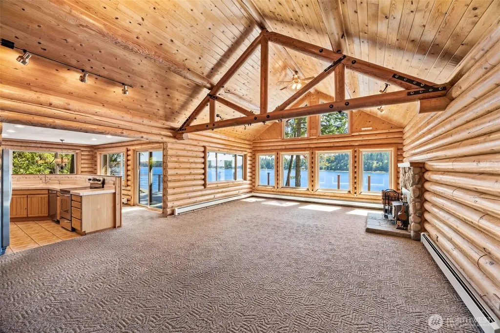 1236 E Island View Road Grapeview WA 98546