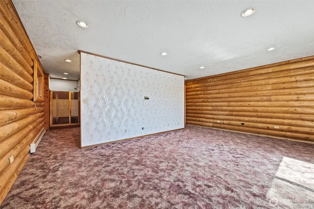 1236 E Island View Road Grapeview WA 98546