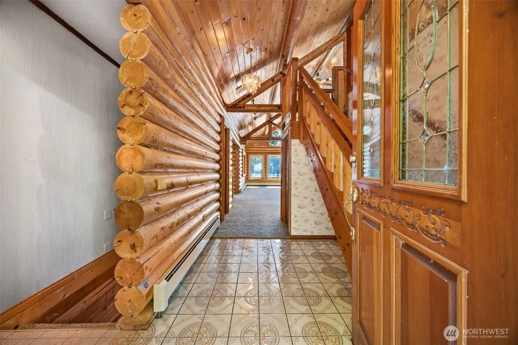 1236 E Island View Road Grapeview WA 98546