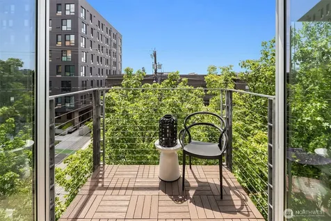 1310 E Union Street Seattle WA 98122