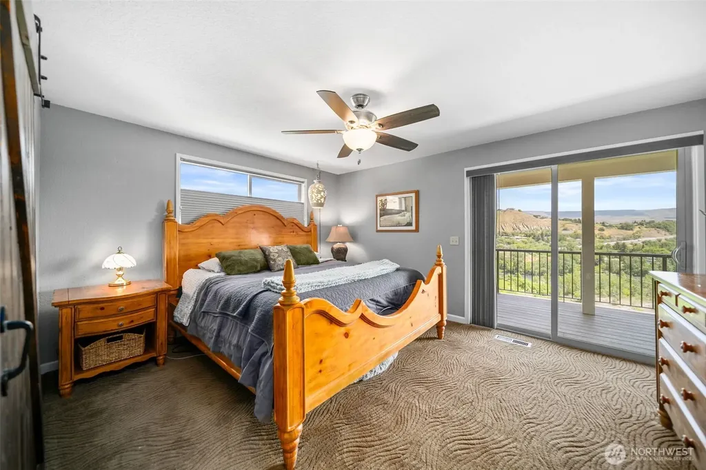 1901 Sleepy Hollow Road Wenatchee WA 98801