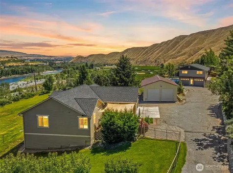 1901 Sleepy Hollow Road Wenatchee WA 98801