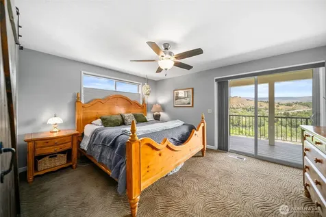 1901 Sleepy Hollow Road Wenatchee WA 98801