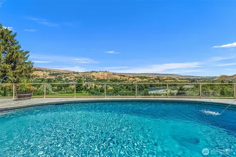 1901 Sleepy Hollow Road Wenatchee WA 98801